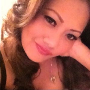 Meet your Posher, Mayoura